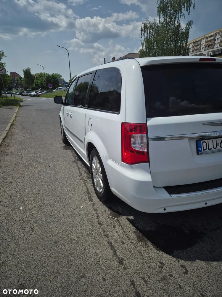 Chrysler Town & Country 3.6 Touring - 2