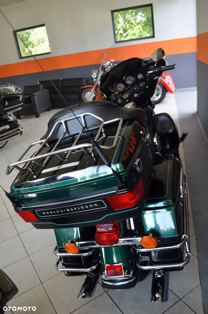 Harley-Davidson FLHT Electra Glide Standard - 23