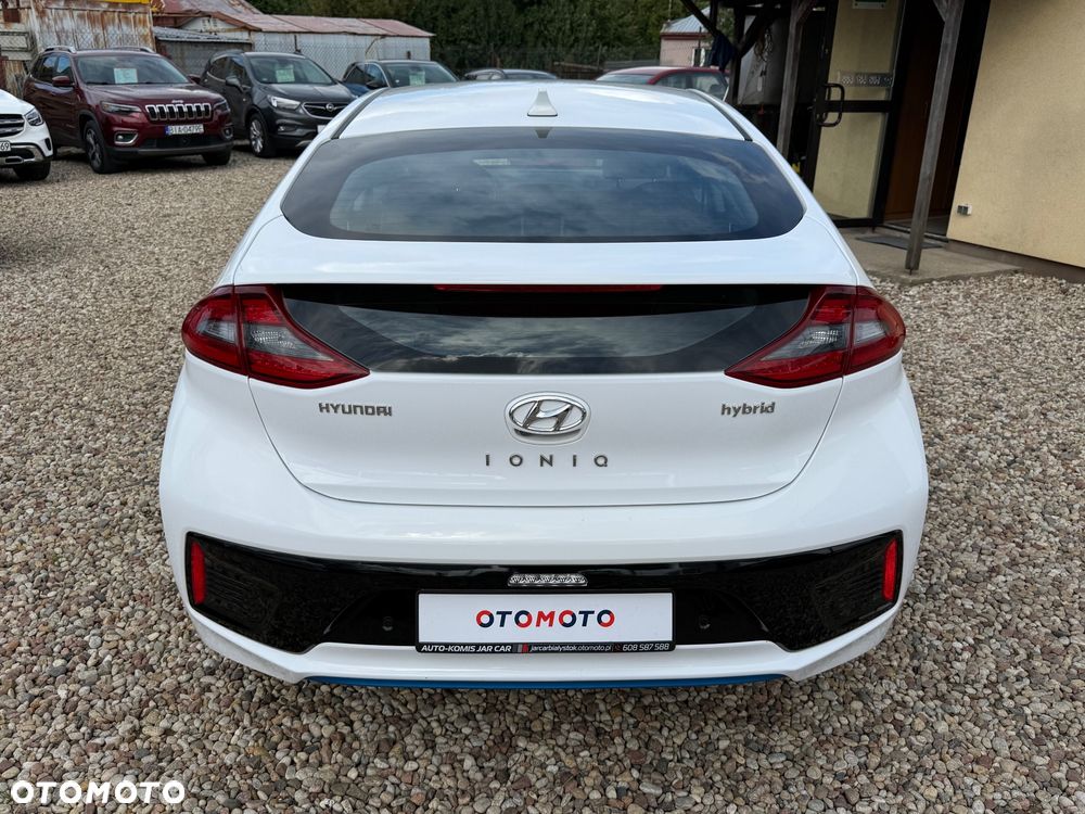 Hyundai IONIQ 1.6 GDI Premium - 12