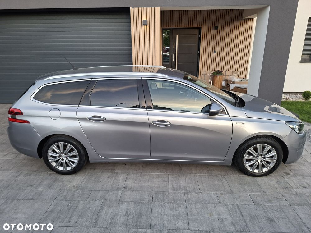 Peugeot 308 - 5