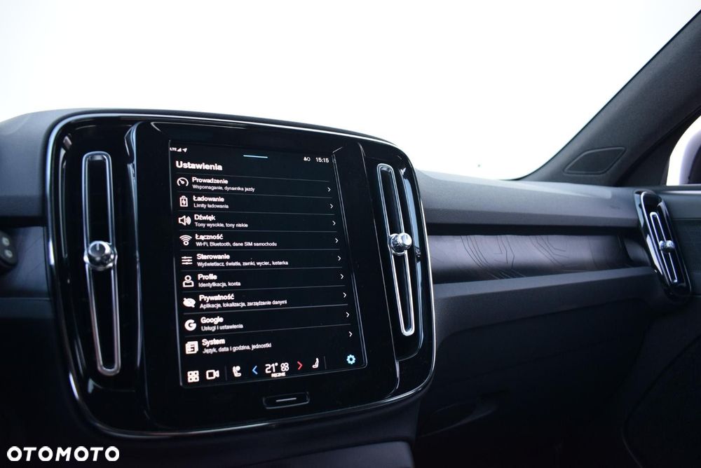 Volvo XC 40 - 26