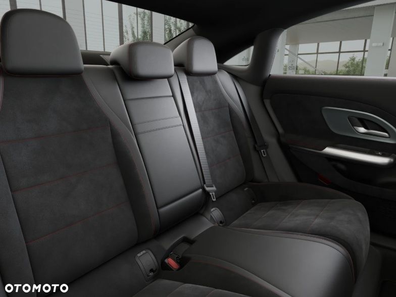 Mercedes-Benz CLA - 10