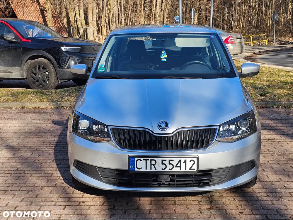 Skoda Fabia 2015 photo 4