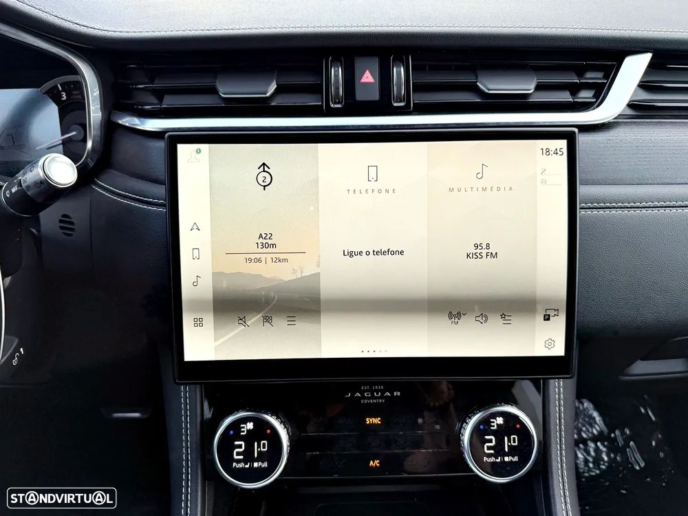 Jaguar F-Pace P250 AWD R-Dynamic S - 18