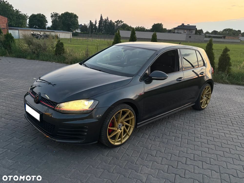 Volkswagen Golf 2.0 TSI BMT GTI - 11