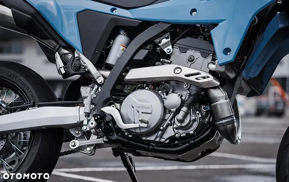 Suzuki DR-Z - 8