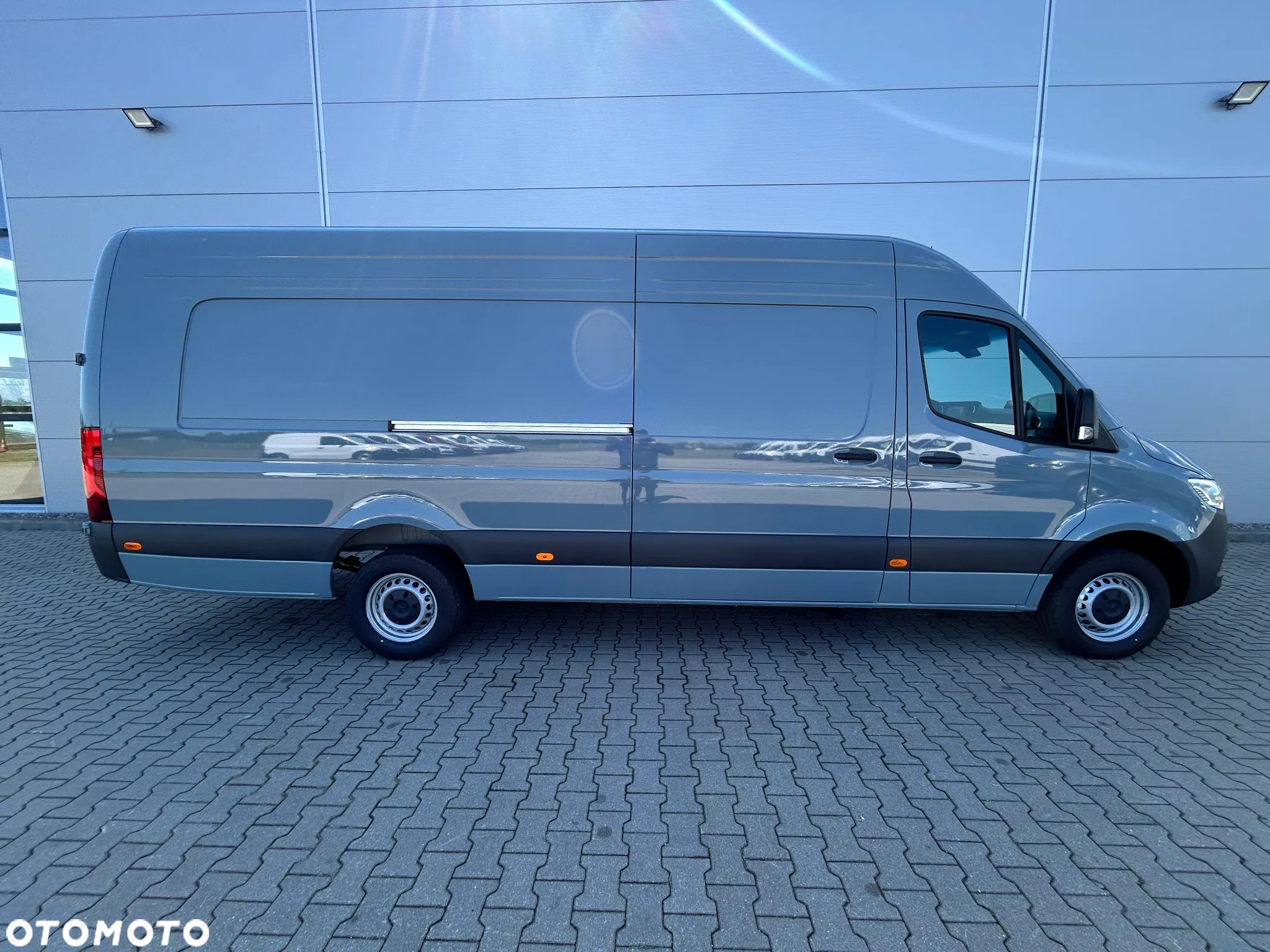 Mercedes-Benz SPRINTER 319 CDI FURGON EKSTRA DŁUGI - 9