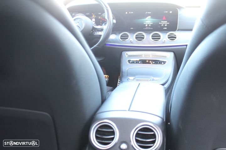 Mercedes-Benz E 300 - 19