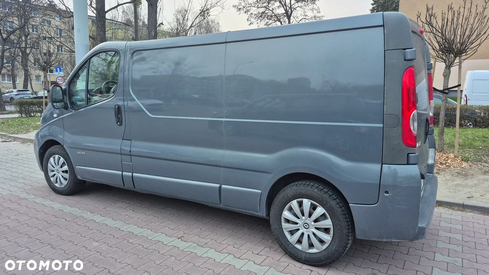 Renault Trafic - 10
