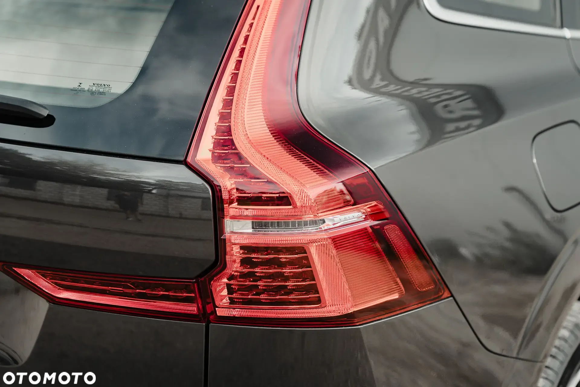 Volvo XC 60 T8 AWD Recharge Geartronic Inscription - 6
