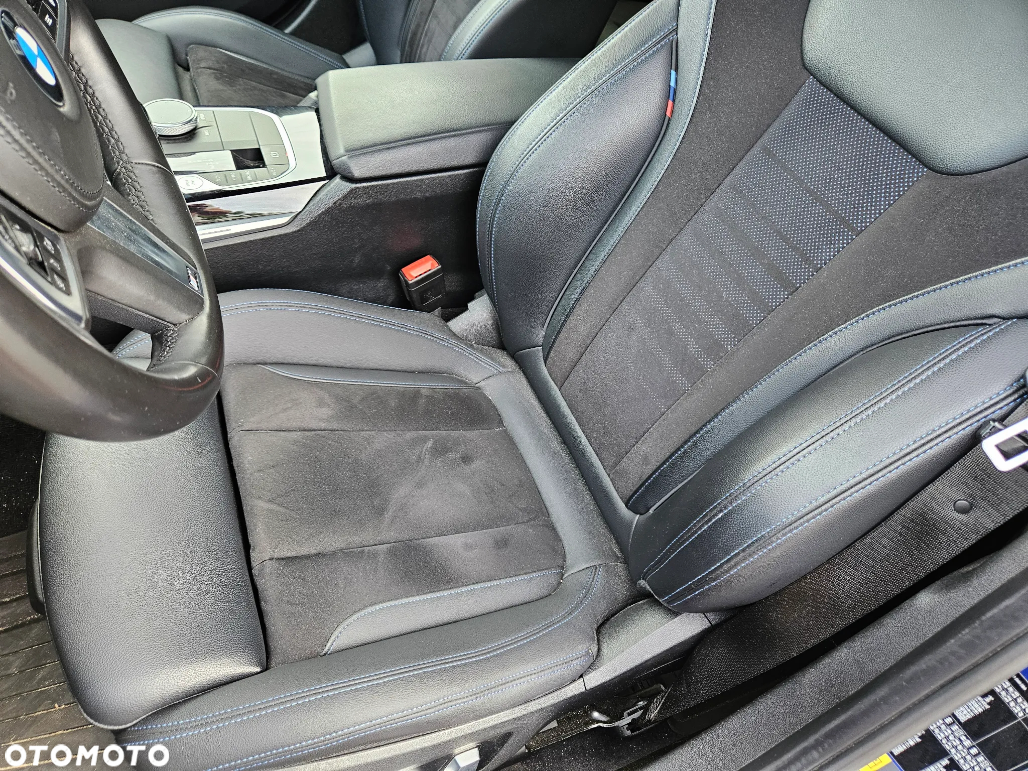 BMW Seria 3 330e M Sport sport - 9