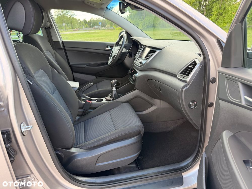 Hyundai Tucson blue 1.7 CRDi 2WD Passion - 27