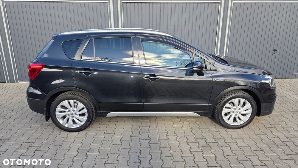 Suzuki SX4 S-Cross 1.0 T Premium - 10