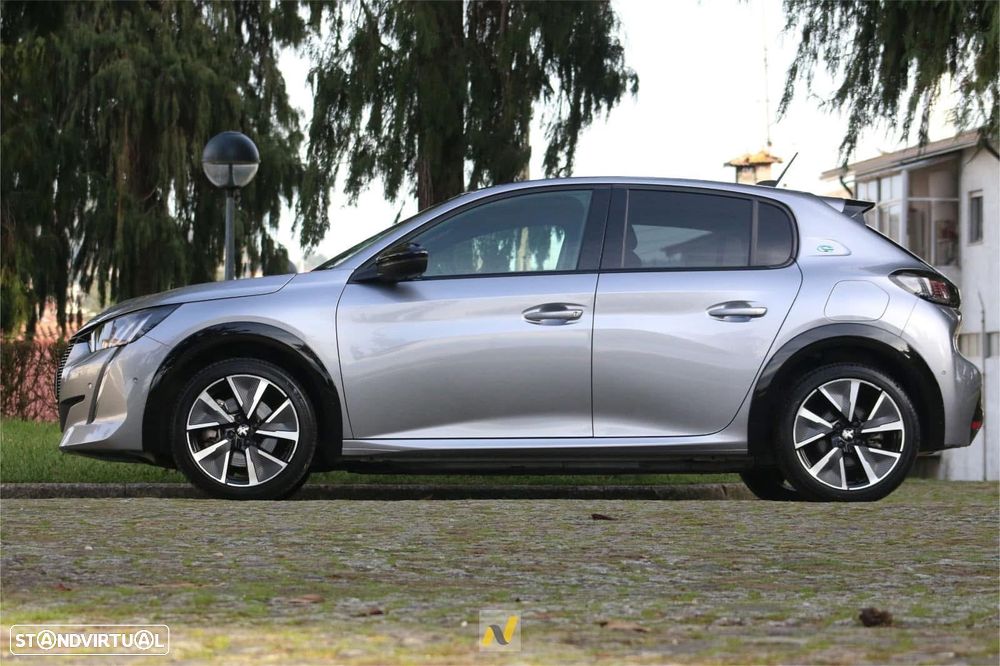 Peugeot e-208 50 kWh GT - 5