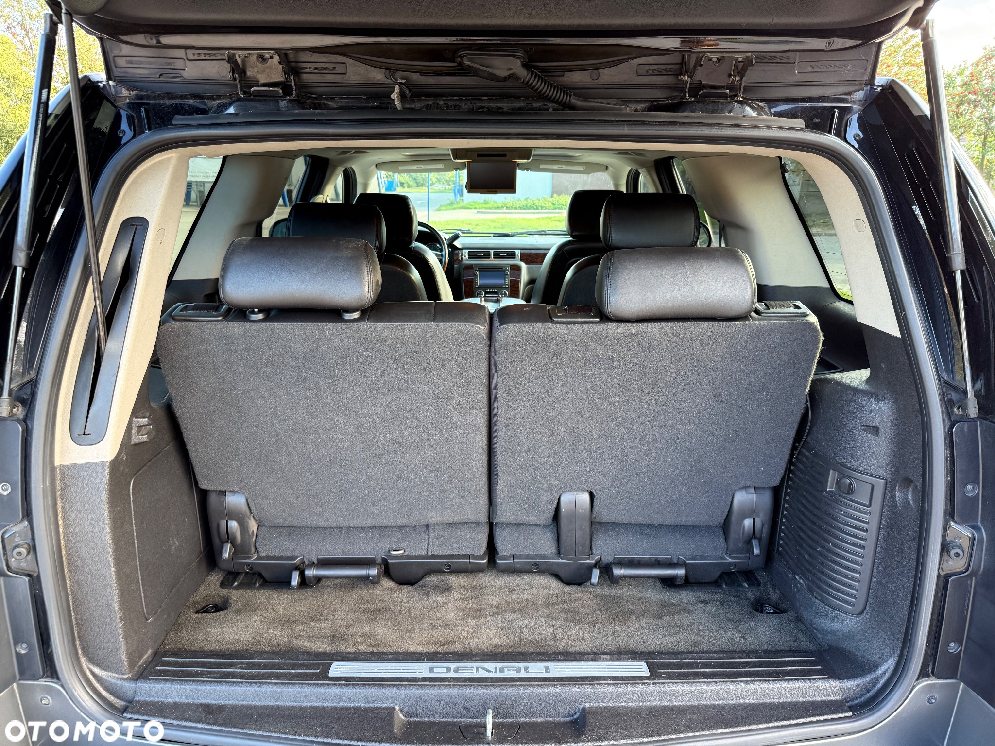 GMC Yukon Denali 6.2 - 25