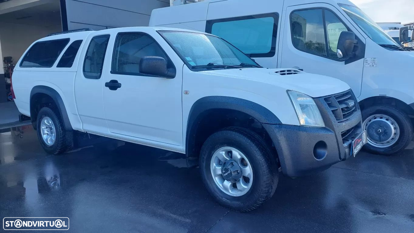 Isuzu d-max 2.5 4wd - 5