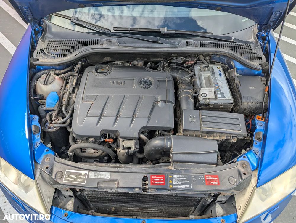 Skoda Octavia 2.0 TDI CR DPF RS - 15