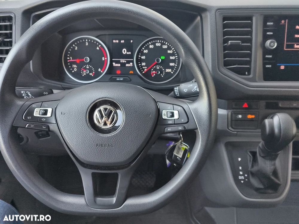 Volkswagen CRAFTER - 11