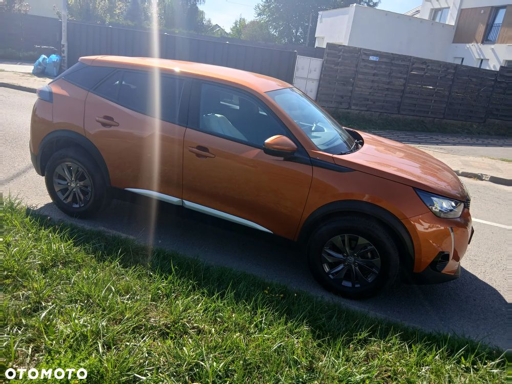 Peugeot 2008 1.2 PureTech Active S&S - 11
