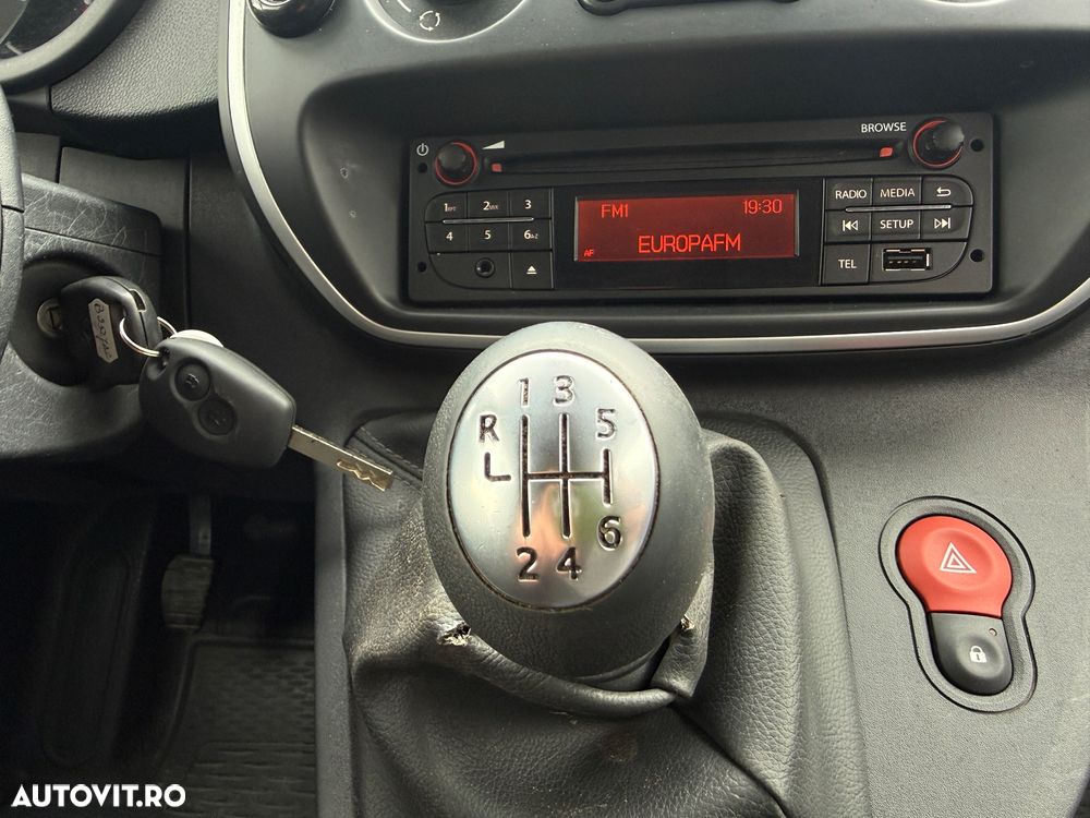 Renault Kangoo BLUE dCi 95 Intens - 17