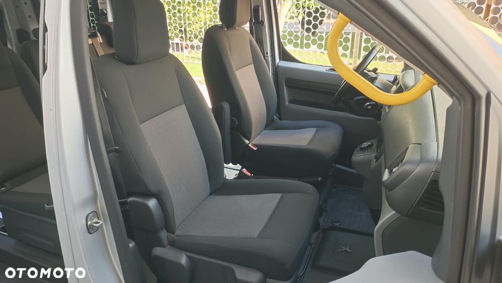 Peugeot Traveller L1 2.0 EAT6 Business - 17