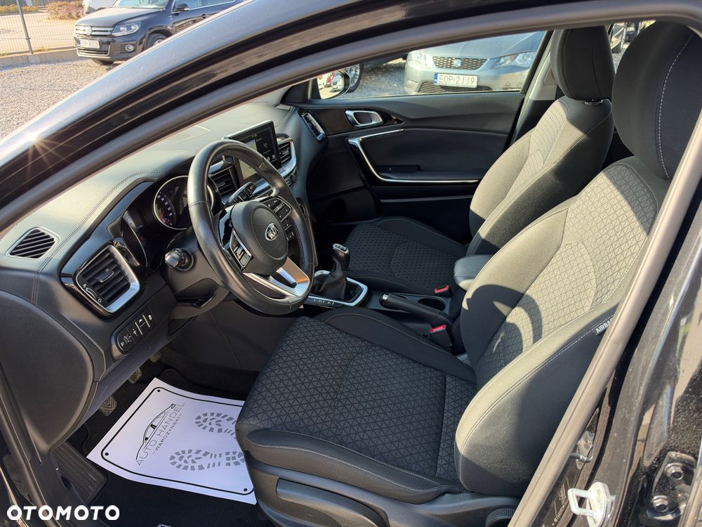 Kia Ceed 1.4 T-GDI L Business Line Plus - 8