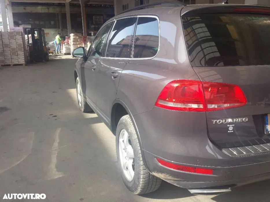 Volkswagen Touareg 3.0 V6 TDI BMT - 4