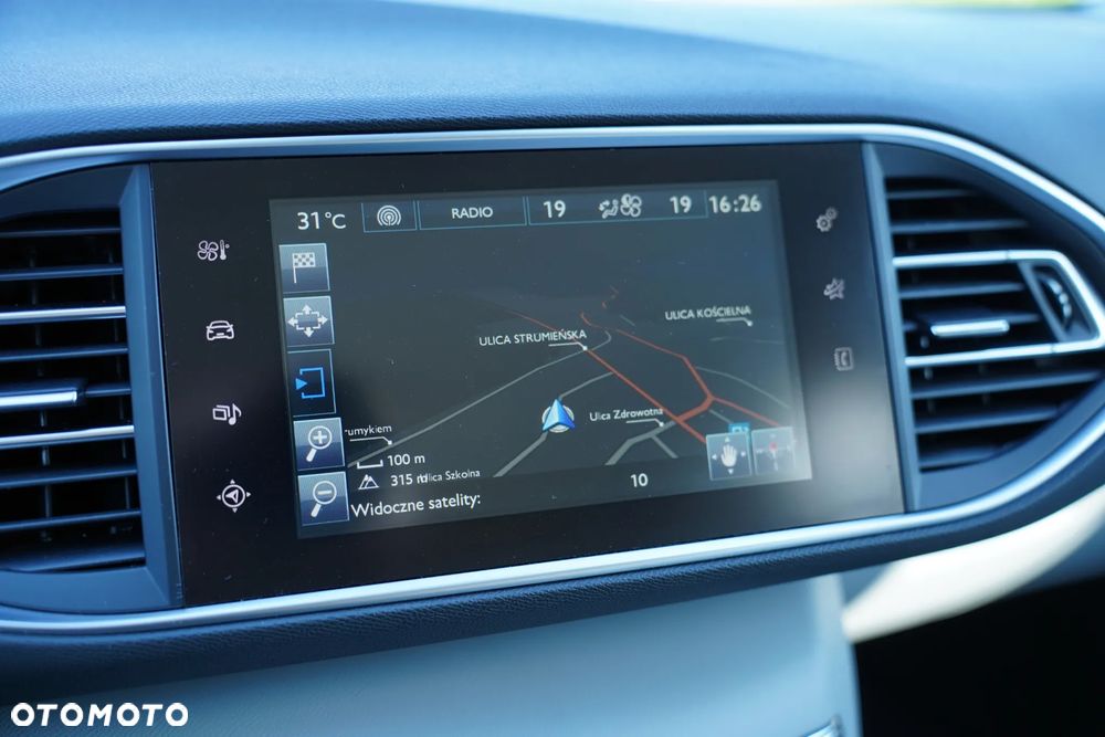 Peugeot 308 SW BlueHDi 150 EAT6 Stop & Start Allure - 32