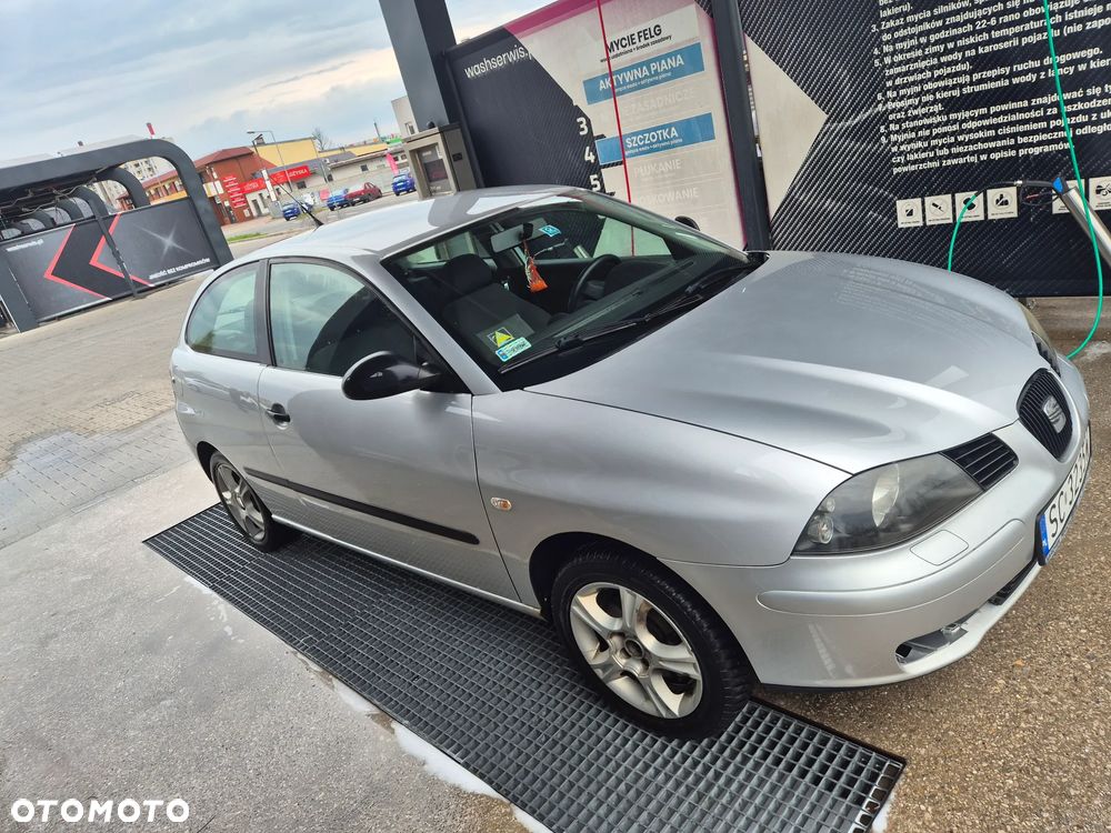Seat Ibiza 1.4 16V Reference - 6