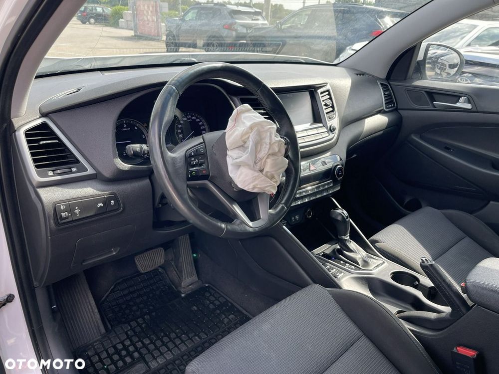 Hyundai Tucson 1.7 CRDI BlueDrive Comfort 2WD DCT - 8