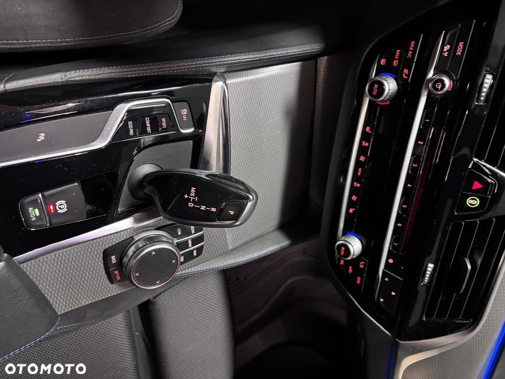 BMW Seria 5 - 8