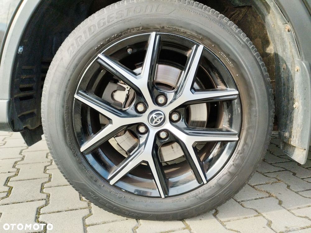 Toyota RAV4 Hybrid Premium 4x4 - 26