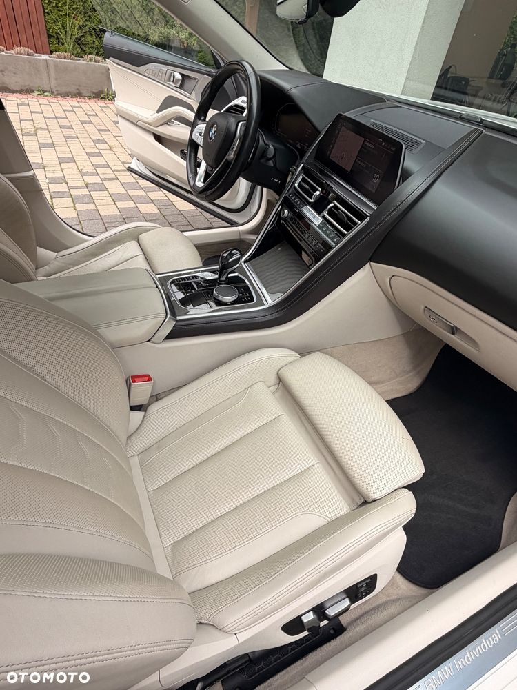 BMW Seria 8 840i xDrive - 25