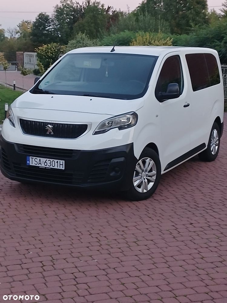 Peugeot Traveller