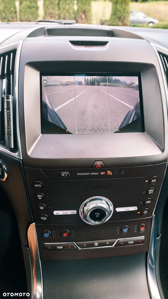 Ford Edge - 21