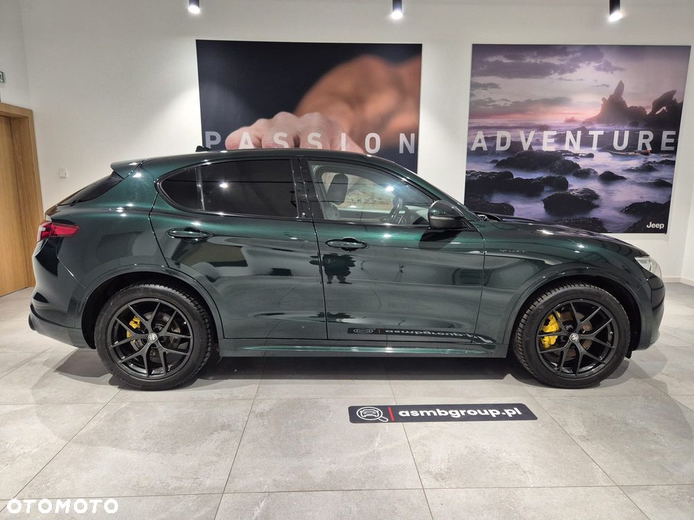Alfa Romeo Stelvio - 8