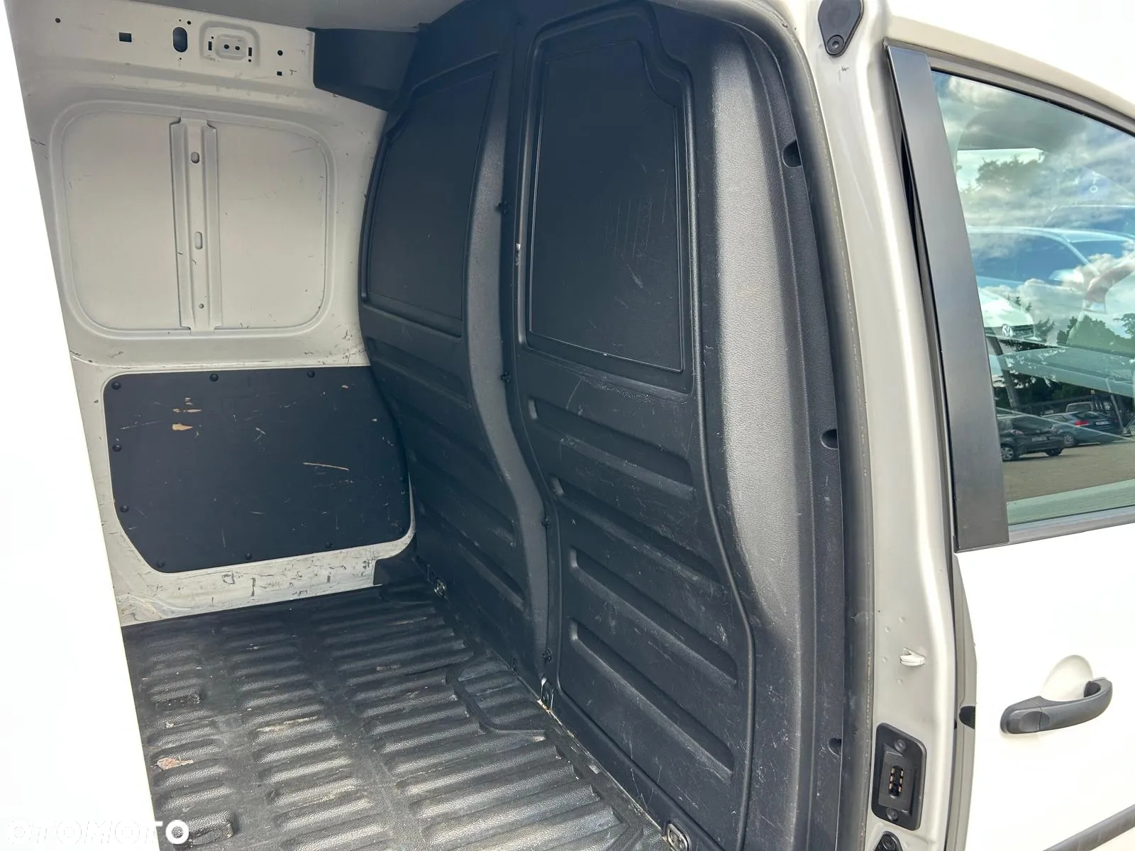 Volkswagen CADDY - 25