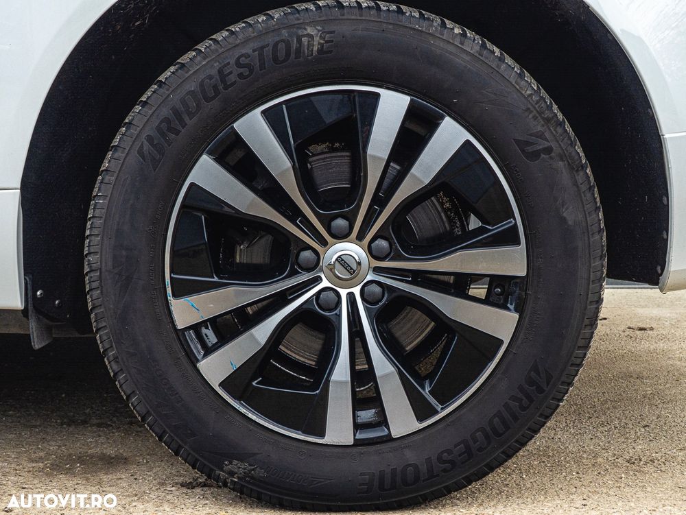 Volvo XC 60 B4 D AWD Geartronic Momentum - 7