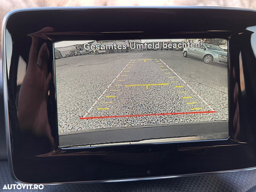 Mercedes-Benz A 180 7G-DCT AMG Line - 19