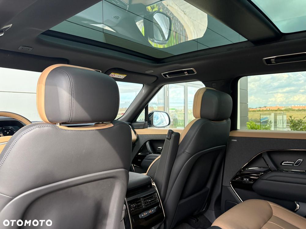 Land Rover Range Rover Sport - 11