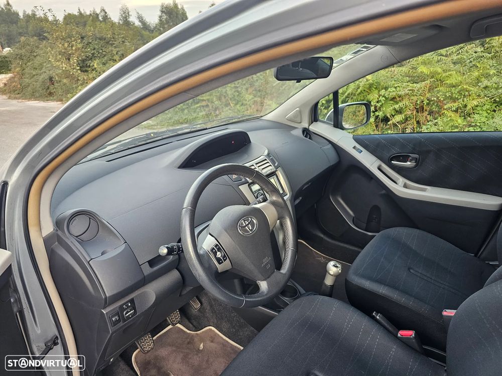 Toyota Yaris 1.4 D-4D Rock In Rio 08 - 11