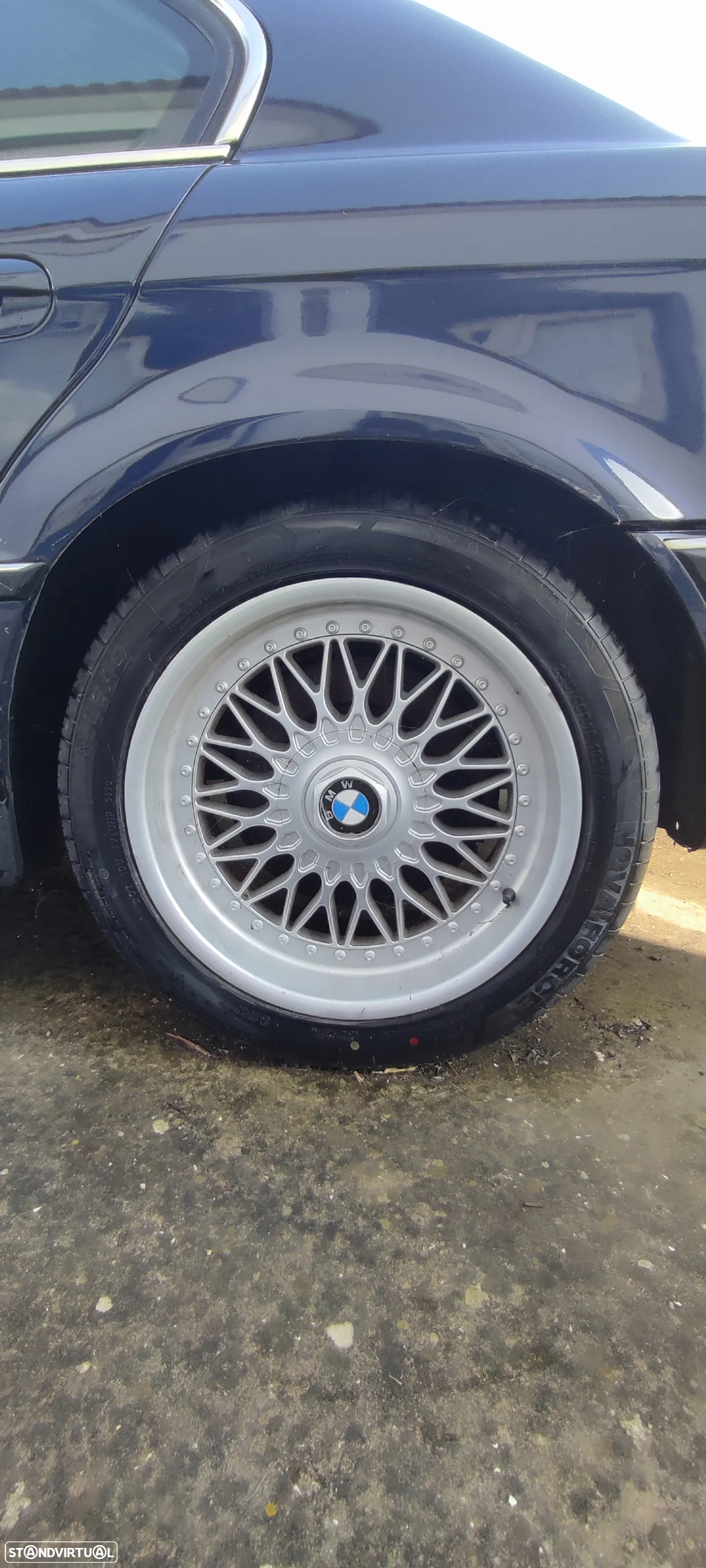BMW 728 - 5