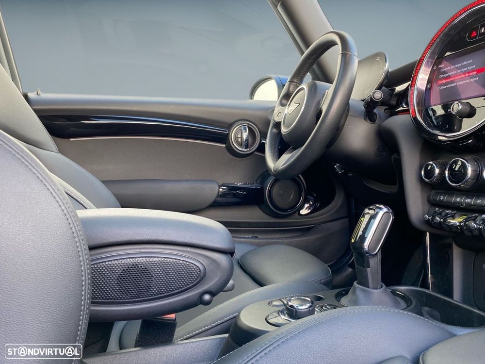 MINI 3 Portas Cooper SE Premium Classic - 13