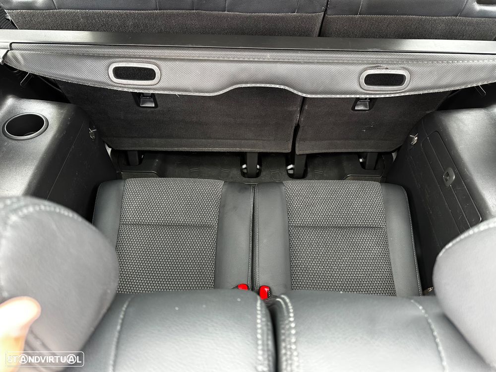 Chevrolet Captiva 2.0 VCDi Seven 7L - 31