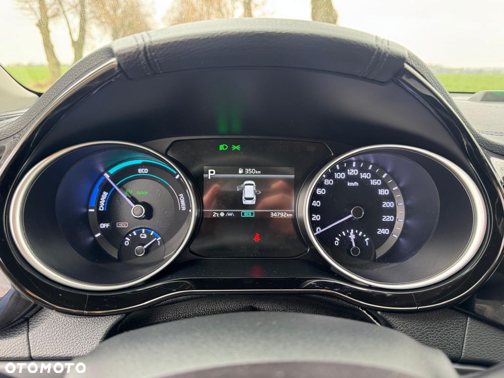 Kia Ceed 1.6 GDI PHEV L Business Line DCT - 25