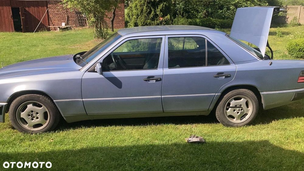 Mercedes-Benz W124 (1984-1993) - 10