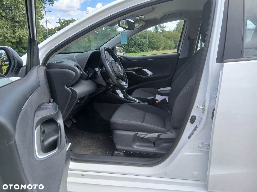 Toyota Yaris - 13