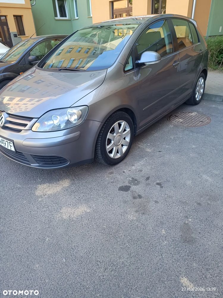 Volkswagen Golf - 2
