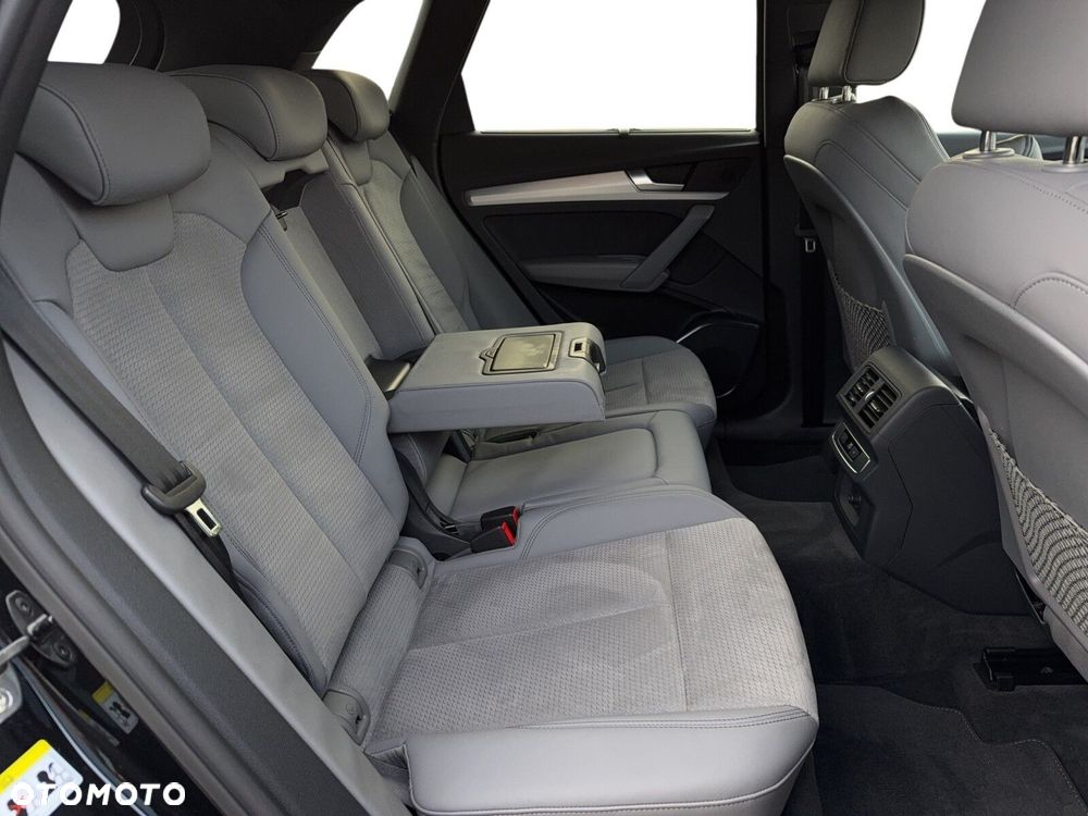 Audi Q5 55 TFSI e Quattro S Line S tronic - 14