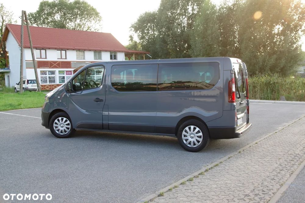 Renault Trafic Grand SpaceClass 2.0 dCi - 12